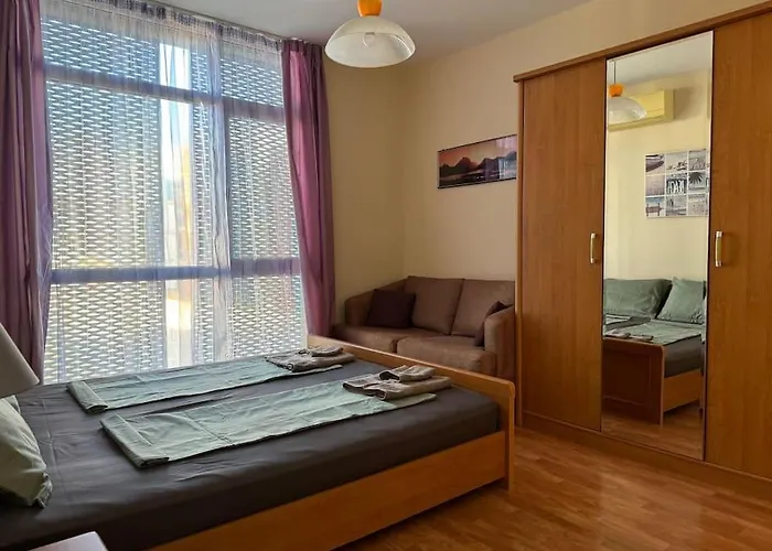 Apartamento за в елит 4 *